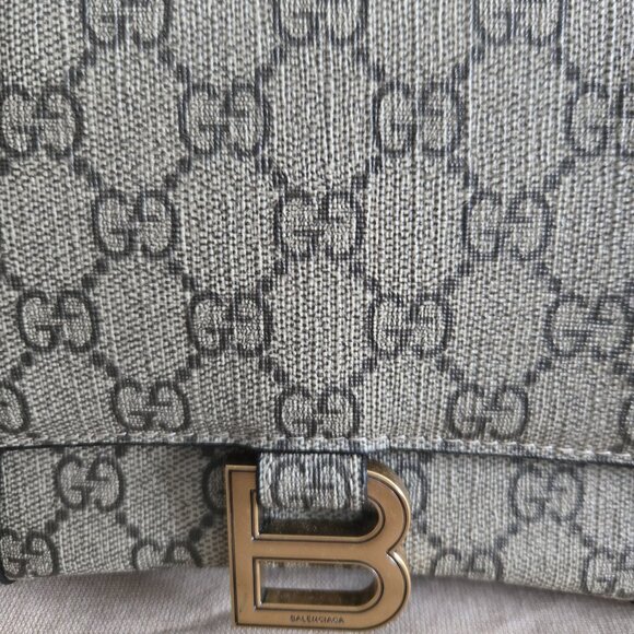 Brand New Gucci Collapse With Balenciaga - Picture 7 of 11